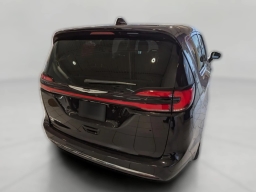 Chrysler Pacifica Select FWD 2026