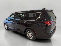 Chrysler Pacifica Select FWD 2026