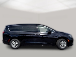 Chrysler Pacifica Select FWD 2026