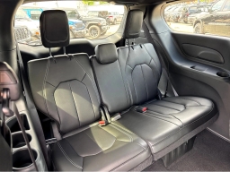 Chrysler Pacifica Select FWD 2026