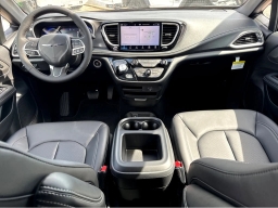Chrysler Pacifica Select FWD 2026