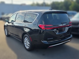 Chrysler Pacifica Select FWD 2026