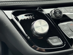 Chrysler Pacifica Select FWD 2026