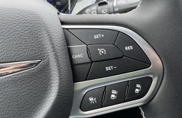 Chrysler Pacifica Select FWD 2026