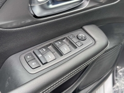 Chrysler Pacifica Select FWD 2026