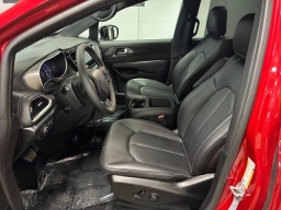Chrysler Pacifica Select FWD 2026