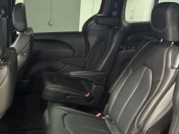 Chrysler Pacifica Select FWD 2026