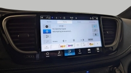 Chrysler Pacifica Select FWD 2026