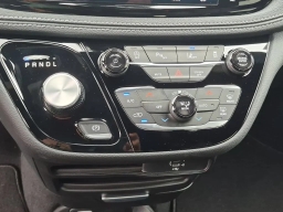 Chrysler Pacifica Select FWD 2026