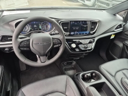 Chrysler Pacifica Select FWD 2026