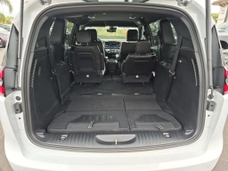 Chrysler Pacifica Select FWD 2026