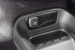 Chrysler Voyager LX FWD 2026