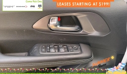 Chrysler Voyager LX FWD 2026