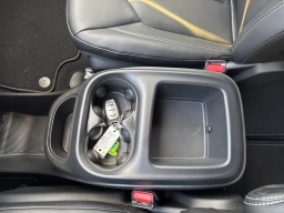 Chrysler Voyager LX FWD 2026