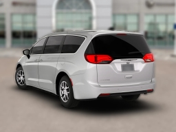 Chrysler Voyager LX FWD 2026