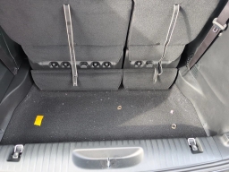 Chrysler Voyager LX FWD 2026