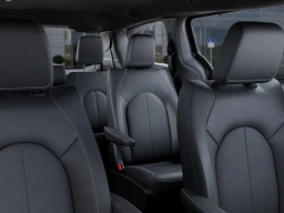 Chrysler Voyager LX FWD 2026
