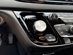 Chrysler Voyager LX FWD 2026