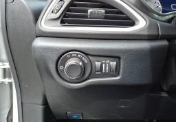 Chrysler Voyager LX FWD 2026