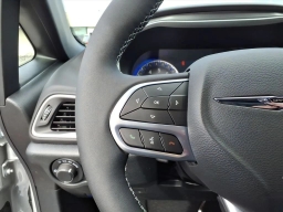Chrysler Voyager LX FWD 2026