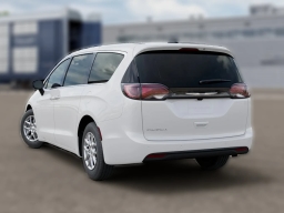 Chrysler Pacifica LX FWD 2027