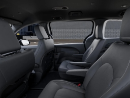 Chrysler Pacifica LX FWD 2027