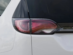 Chrysler Pacifica LX FWD 2027