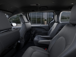 Chrysler Voyager LX FWD 2026