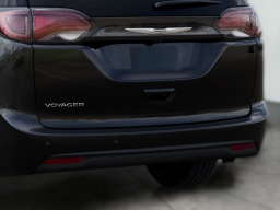 Chrysler Voyager LX FWD 2026