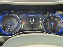 Chrysler Pacifica Limited FWD 2027