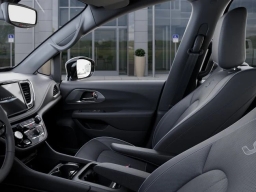 Chrysler Pacifica Limited FWD 2026