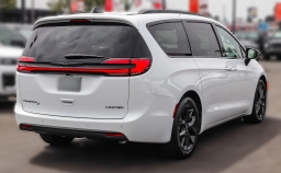 Chrysler Pacifica Limited FWD 2026