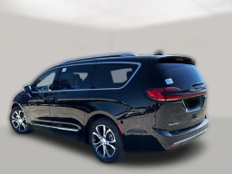 Chrysler Pacifica Pinnacle FWD 2026