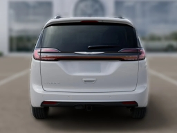 Chrysler Pacifica Pinnacle FWD 2026