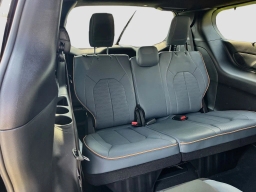 Chrysler Pacifica Pinnacle FWD 2027