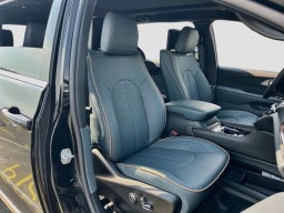 Chrysler Pacifica Pinnacle FWD 2027