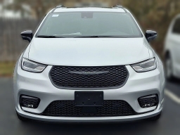Chrysler Pacifica Select AWD 2026