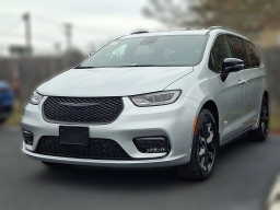 Chrysler Pacifica Select AWD 2026