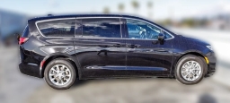 Chrysler Pacifica Select AWD 2026