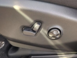 Chrysler Pacifica Select AWD 2026