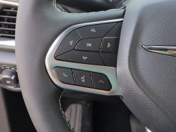 Chrysler Pacifica Select AWD 2026