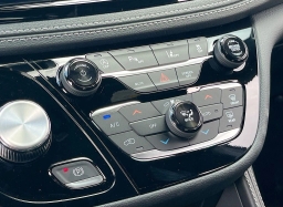 Chrysler Pacifica Limited AWD 2026