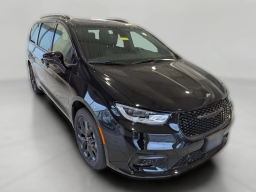 Chrysler Pacifica Limited AWD 2026