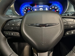 Chrysler Pacifica Limited AWD 2026