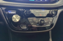 Chrysler Pacifica Limited AWD 2026