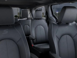 Chrysler Pacifica Limited AWD 2026