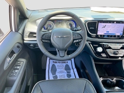 Chrysler Pacifica Limited AWD 2026