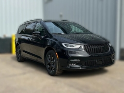 Chrysler Pacifica Limited AWD 2026