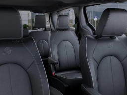 Chrysler Pacifica Limited AWD 2026