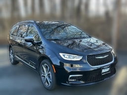 Chrysler Pacifica Pinnacle AWD 2026